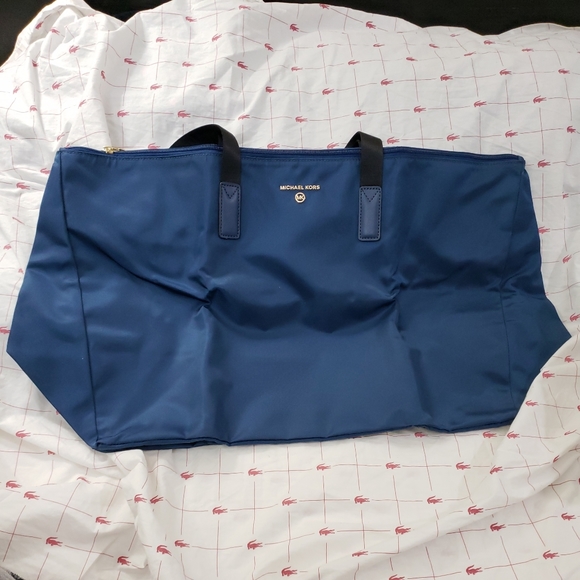 MICHAEL Michael Kors Bags Nwt Michael Kors Jet Set Travel Dark
